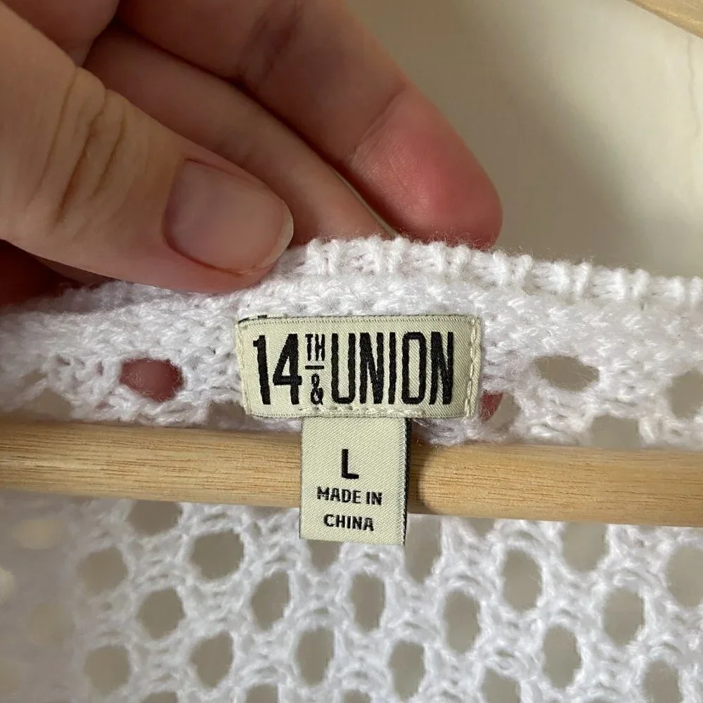 14th & Union Open Crochet Knit Sweater Size Large